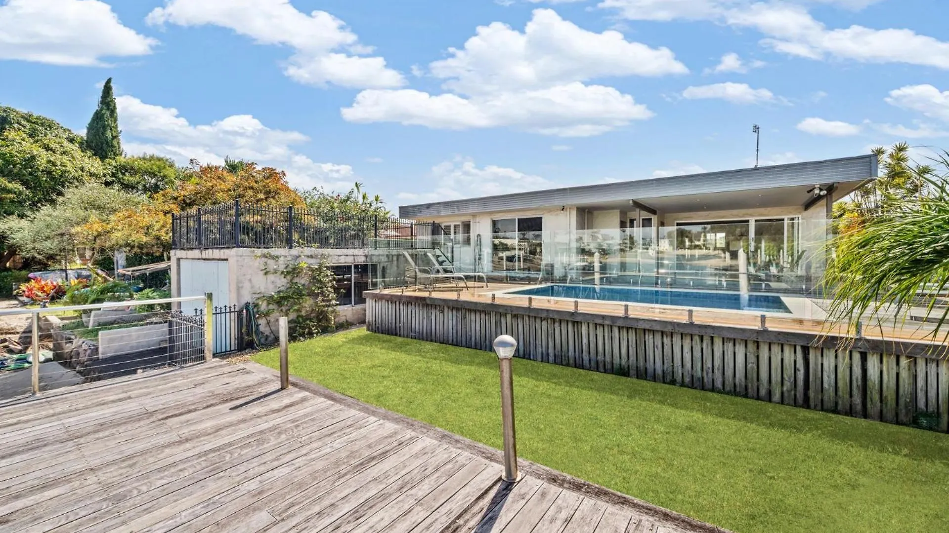 4 Bedroom Home On Canal Mooloolaba 0*,  Australia
