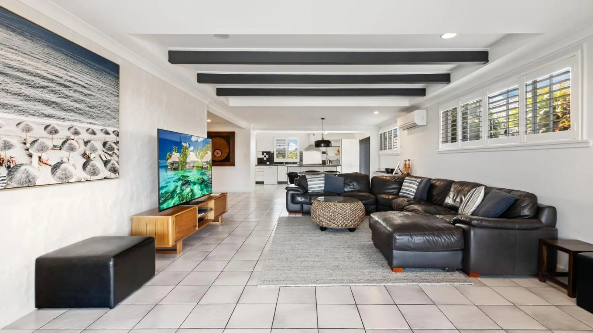 4 Bedroom Home On Canal Mooloolaba Australia