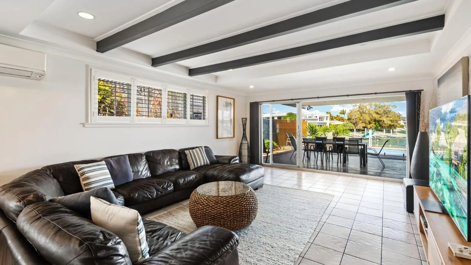 4 Bedroom Home On Canal Mooloolaba